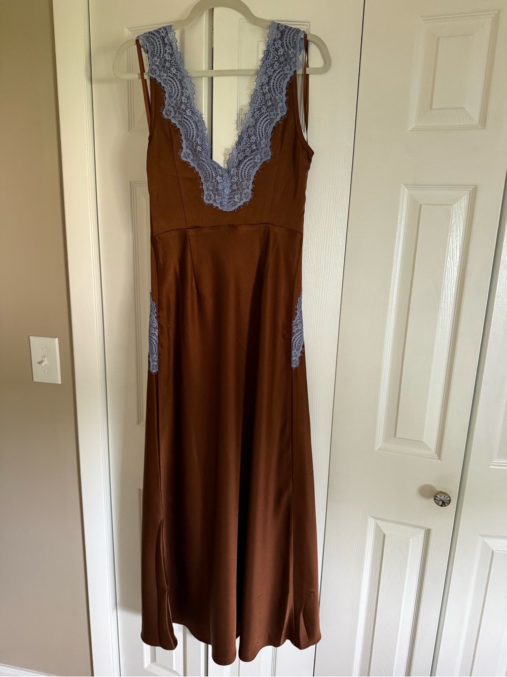 Hello Molly Brown Maxi Dress with Lavender Lace Trim - Picture 4 of 6